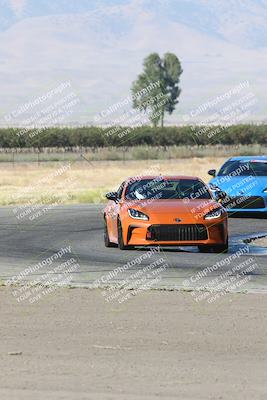 media/Sep-15-2024-Speed Ventures (Sun) [[7a54f7ed2f]]/Black Group/Session 1 (Outside Grapevine)/